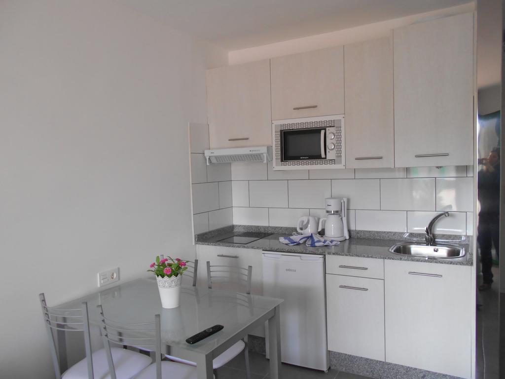 Realrent Costa Teguise Beach Екстериор снимка